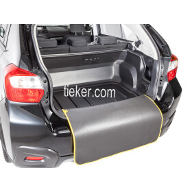 Kofferraumwanne inklusive Ladekantenschutz - die Anti-Rutsch-Matte kann über die Stoßstange gelegt werden - kein Verrutschen durch Fixierung