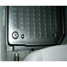 Dacia Duster Fußmatte - Detail Abschluß Rand Pedalbereich