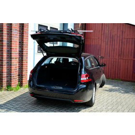 Mercedes Peugeot 308 II SW/Kombi - Mittellader - Kofferraumklappe kann geöffnet werden (unbeladen)