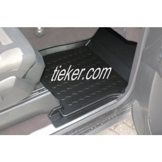 Fußmatte Mercedes G-Klasse - hoher Rand - Carbox Gepäckraumwanne - passform kein Verrutschen - abwaschbar