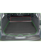 Zusammen mit der Artikel-Nr. 323141000 (roter Rahmen) ist der Kofferraum komplett geschützt bei umgelegter Rücksitzbank