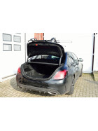 Paulchen Heckträger - Mercedes C-Klasse Limousine (W205) 02/2014- - Trägersystem Mittellader - Kofferraum kann geöffnet werden (unbeladen)