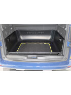 Kofferraumwanne hoch - Kangoo III 5-Sitzer L1 - inklusive Anti-Rutsch-Matte  - die Anti-Rutsch-Matte kann über die Stoßstange gelegt werden - kein Verrutschen durch Clip-Fixierung