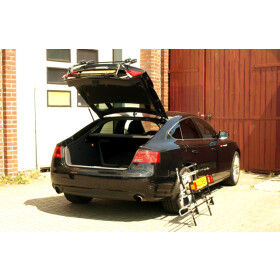 Audi A5 Sportback - Tieflader - Schienen inkl. Beleuchtung können leicht abgenommen - Kofferraumklappe kann geöffnet werden